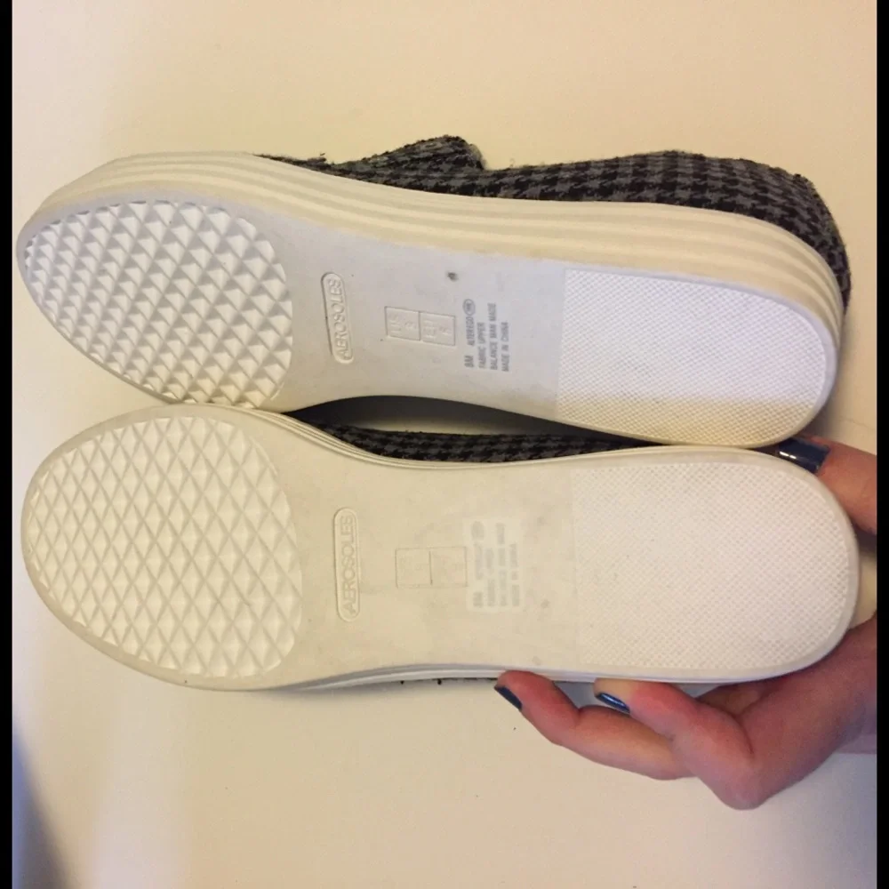 AEROSOLES houndstooth slip ons